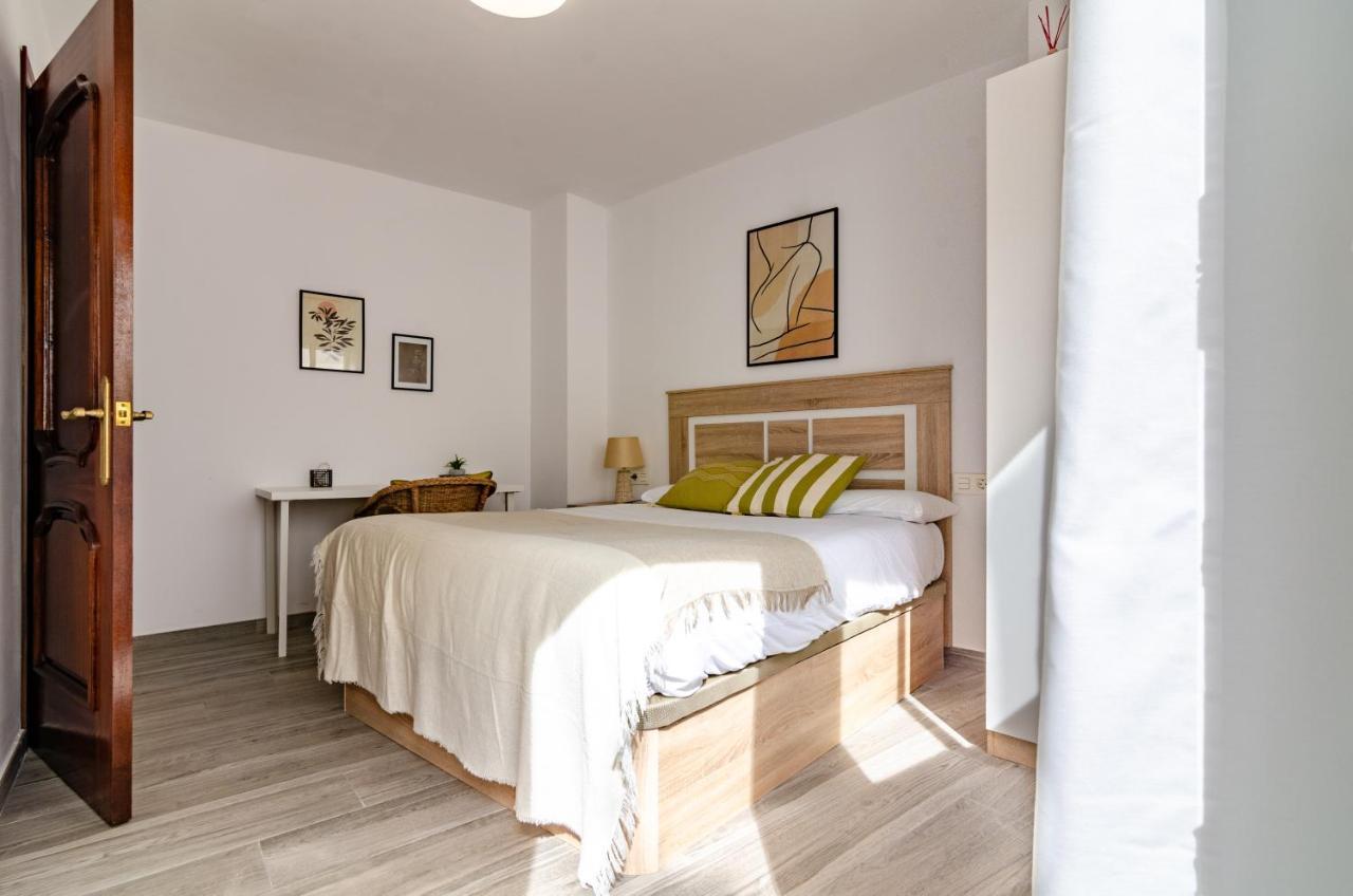 Wintowinrentals Your Home Steps From The Center Malaga Luaran gambar