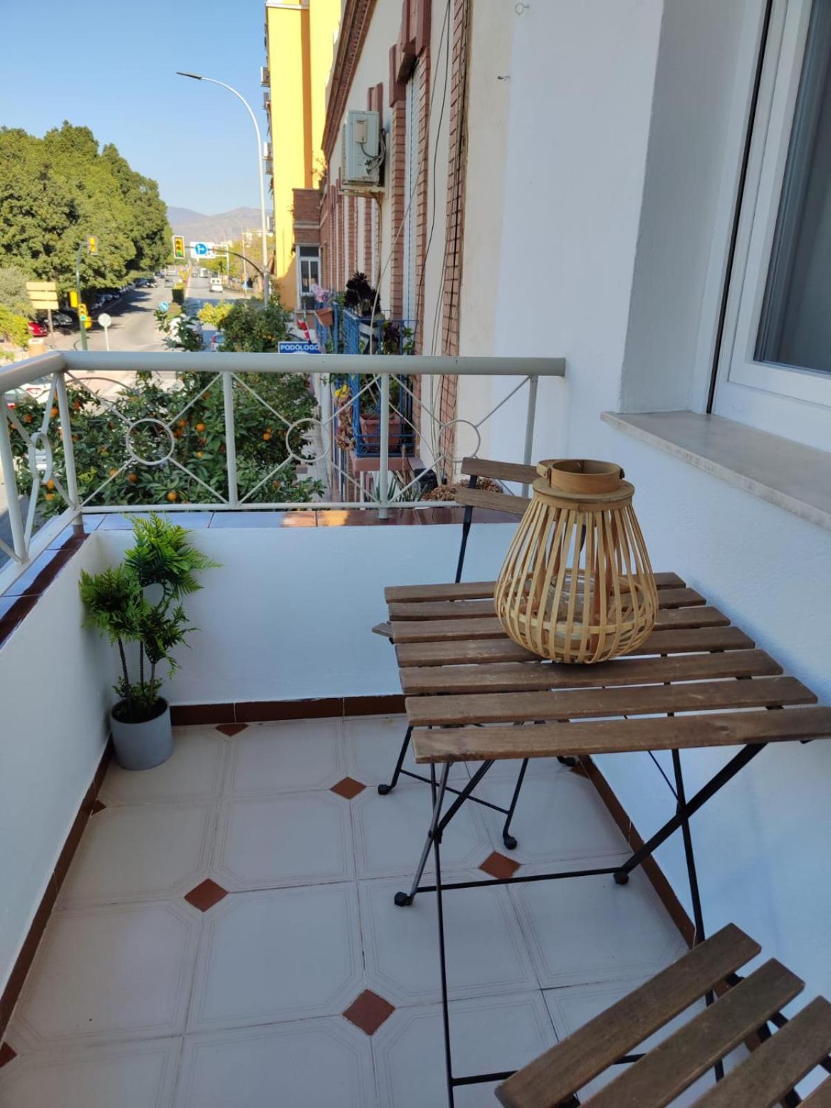 Wintowinrentals Your Home Steps From The Center Malaga Luaran gambar